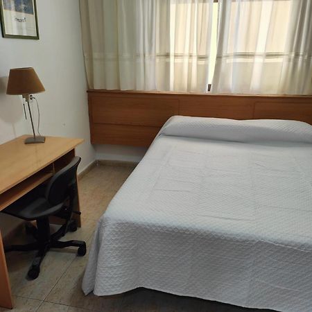 Hostal Jose Luis Брунете Екстериор снимка