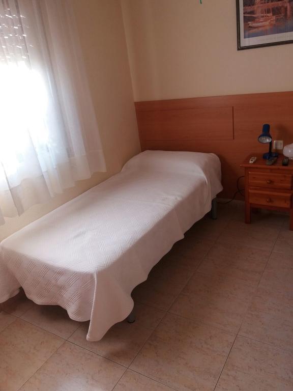 Hostal Jose Luis Брунете Екстериор снимка