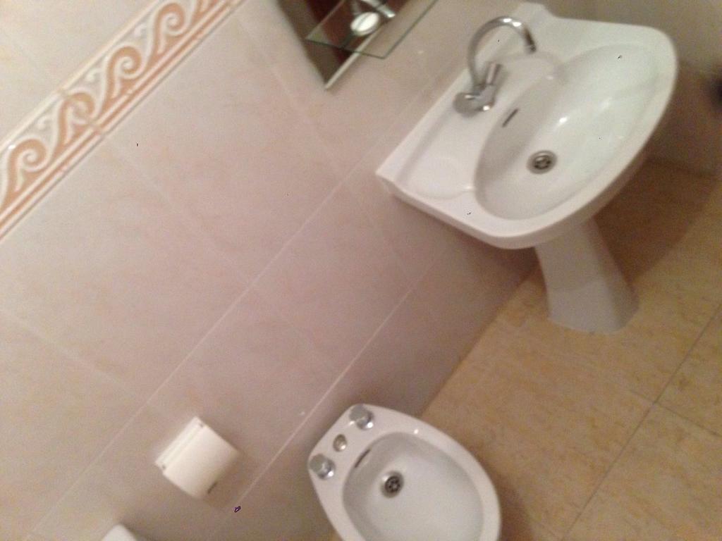 Hostal Jose Luis Брунете Екстериор снимка