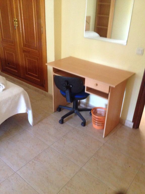 Hostal Jose Luis Брунете Екстериор снимка
