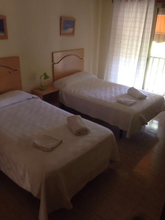 Hostal Jose Luis Брунете Екстериор снимка